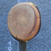 Grabstein mit Holzeinschluss